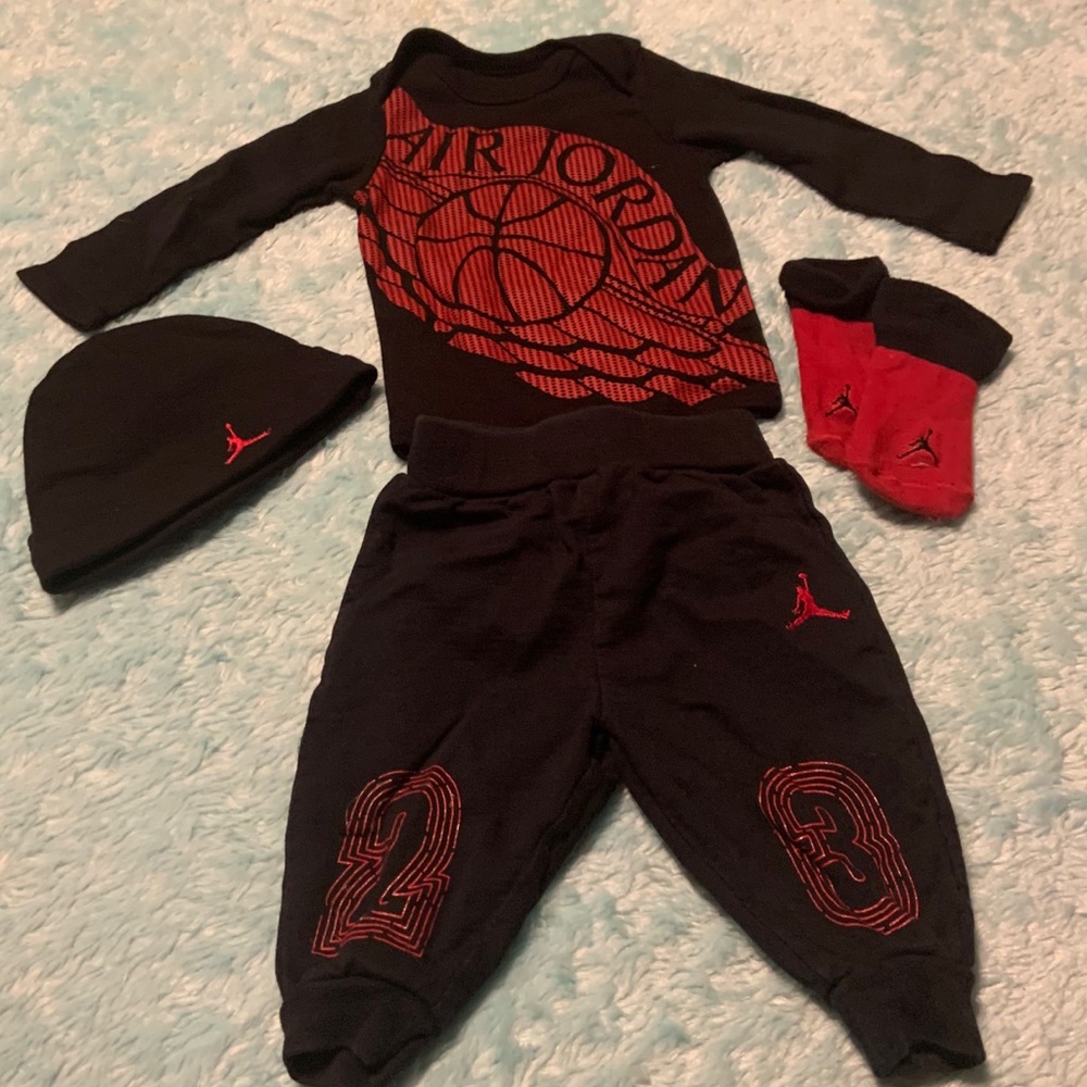 Boys Air Jordan set